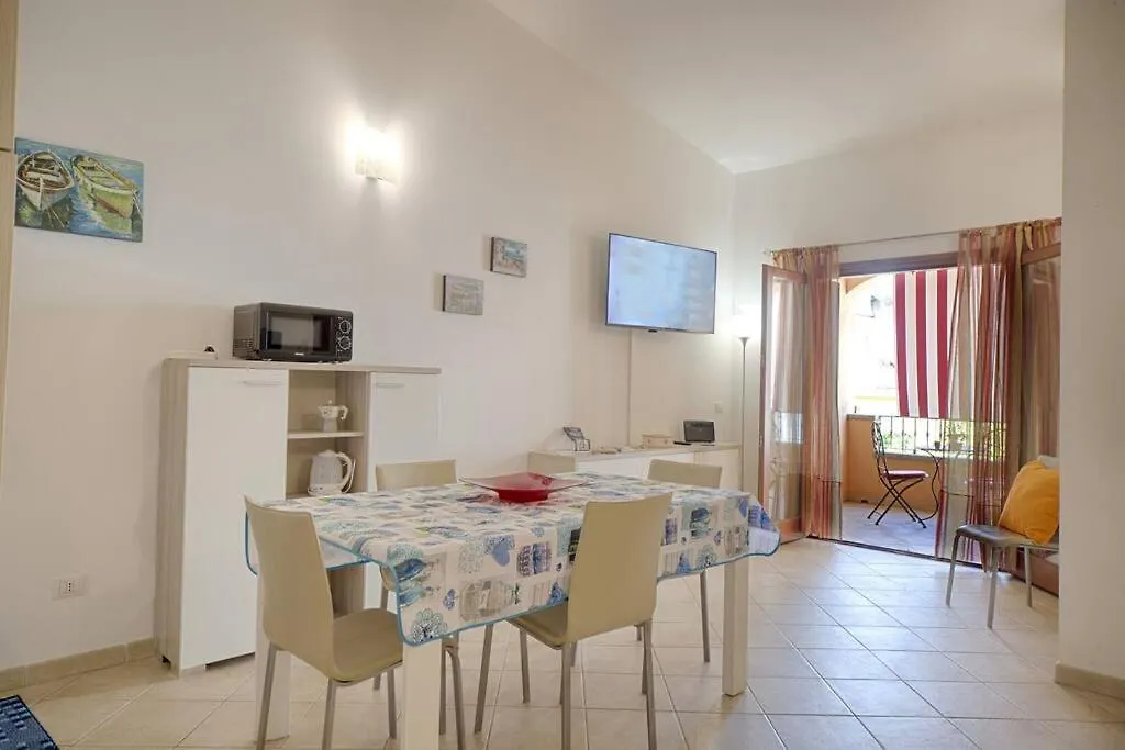 Downtown Olbia Apartment 0*,